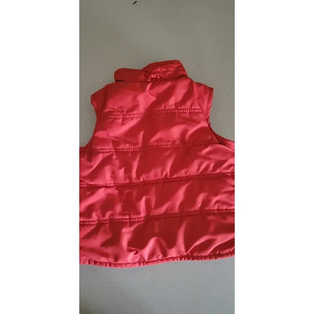 Boys  Vest size 18 months Carter's